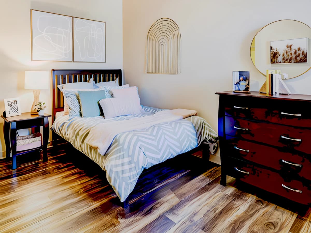 4 Bed - 4 Bath B Corner with Juliette Balcony
