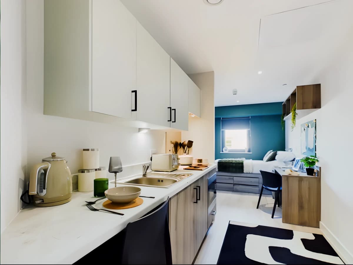Crown Place image
