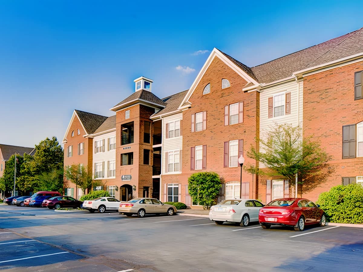 Olde Towne University Square