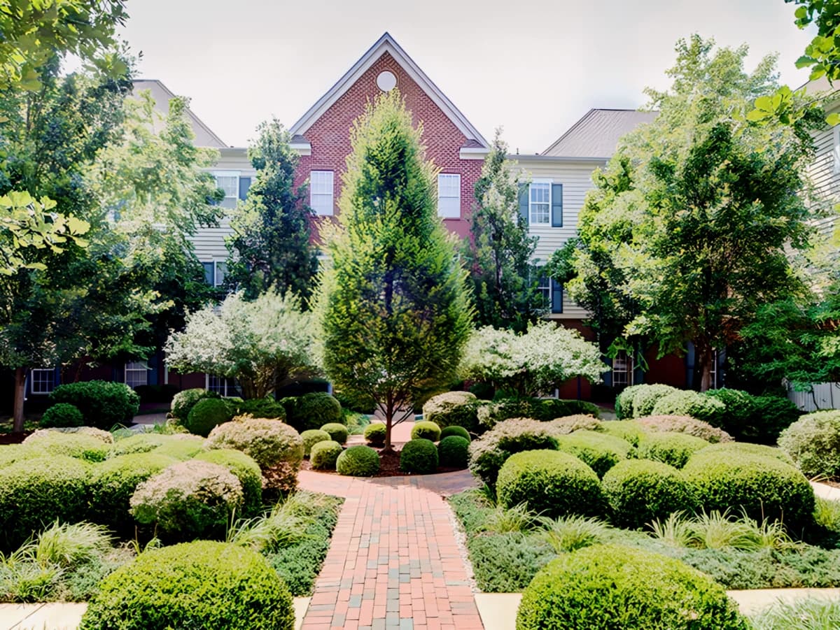 Outdoor Features