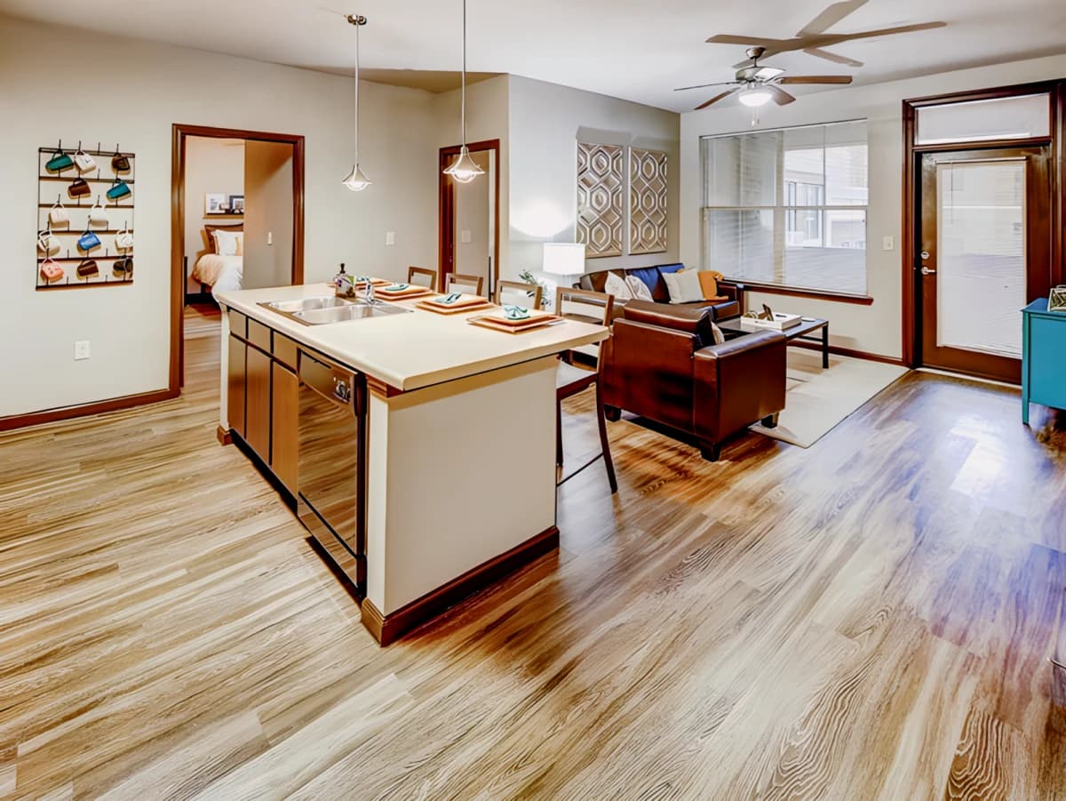 2 Bed - 2 Bath