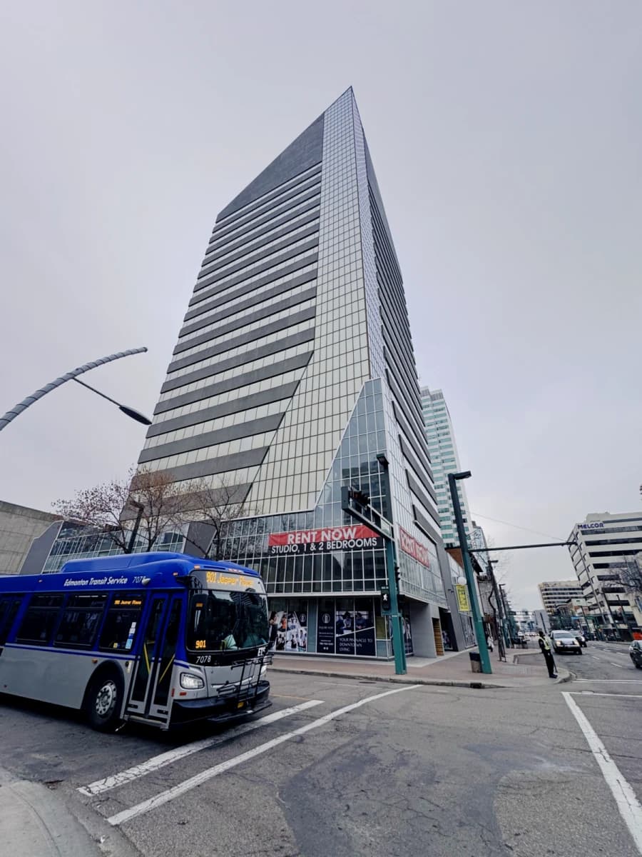 Peak Residences image 5