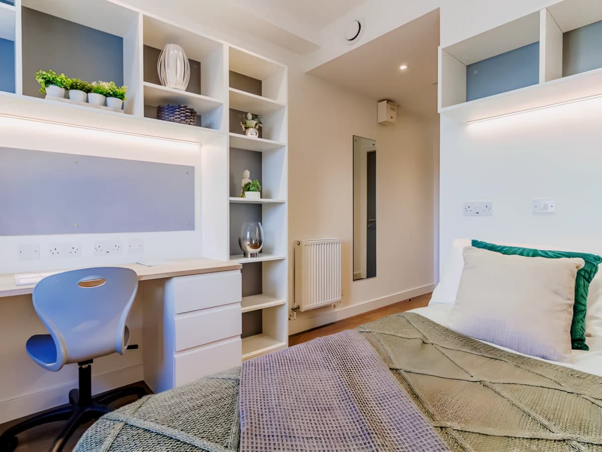 Saltwater Place image