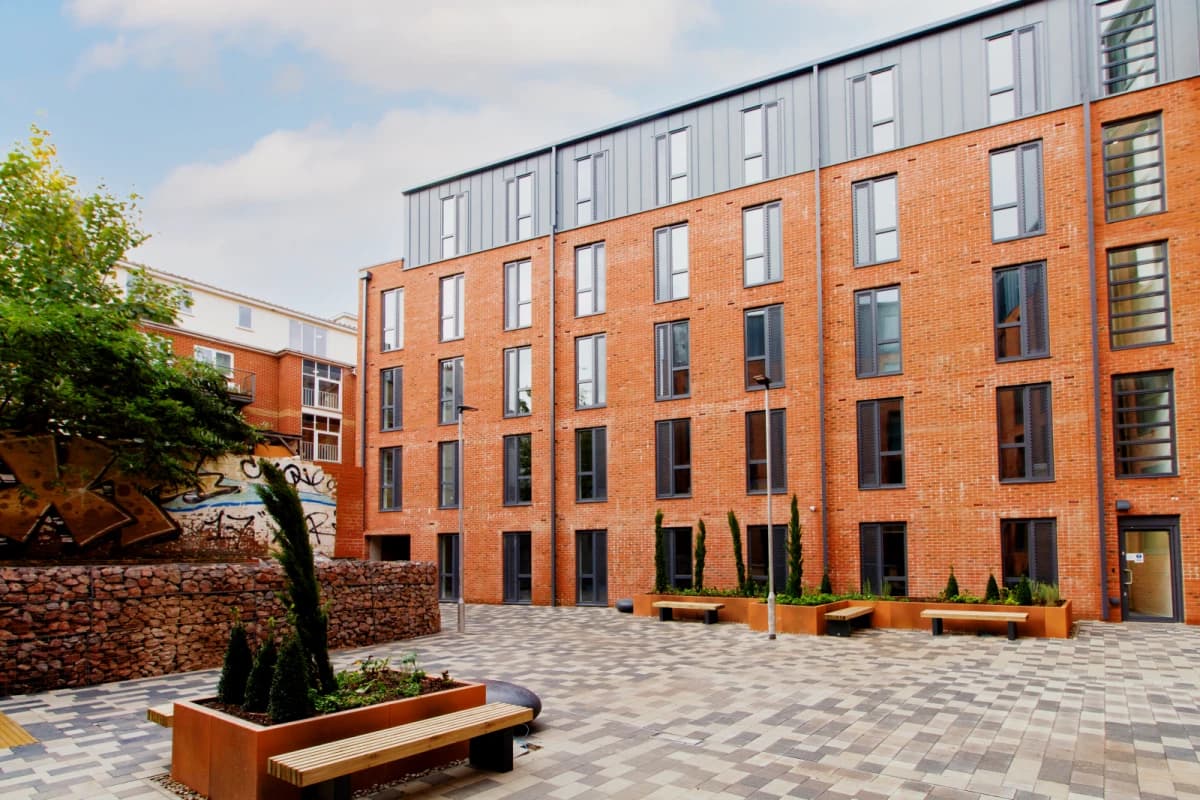 Outdoor Features