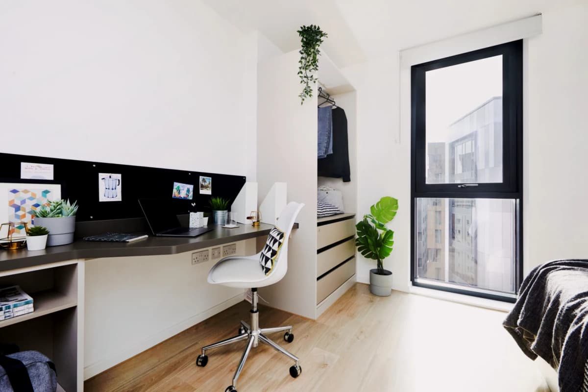 Bagot Street image