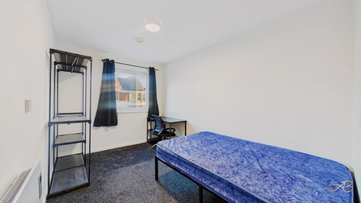 Ensuite Room