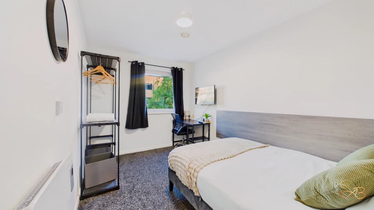 Ensuite Room