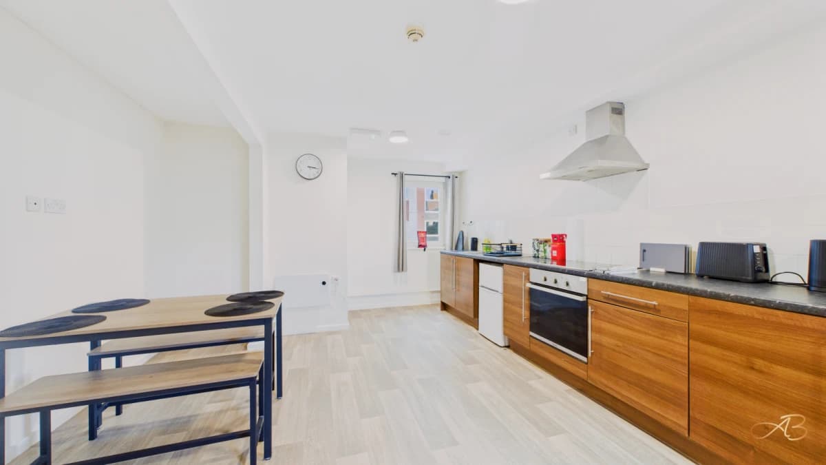 Ensuite Room