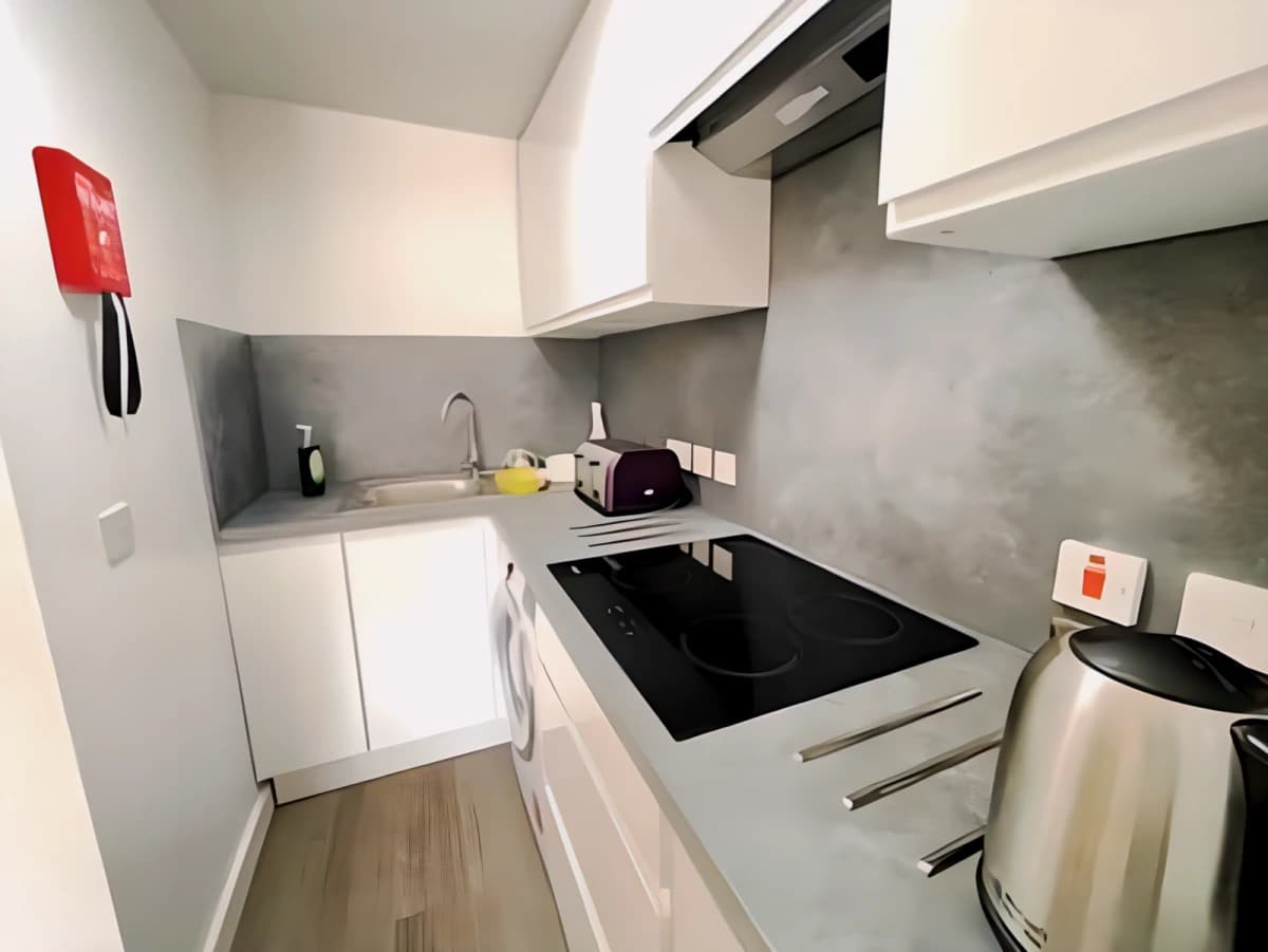 Uni House Court image