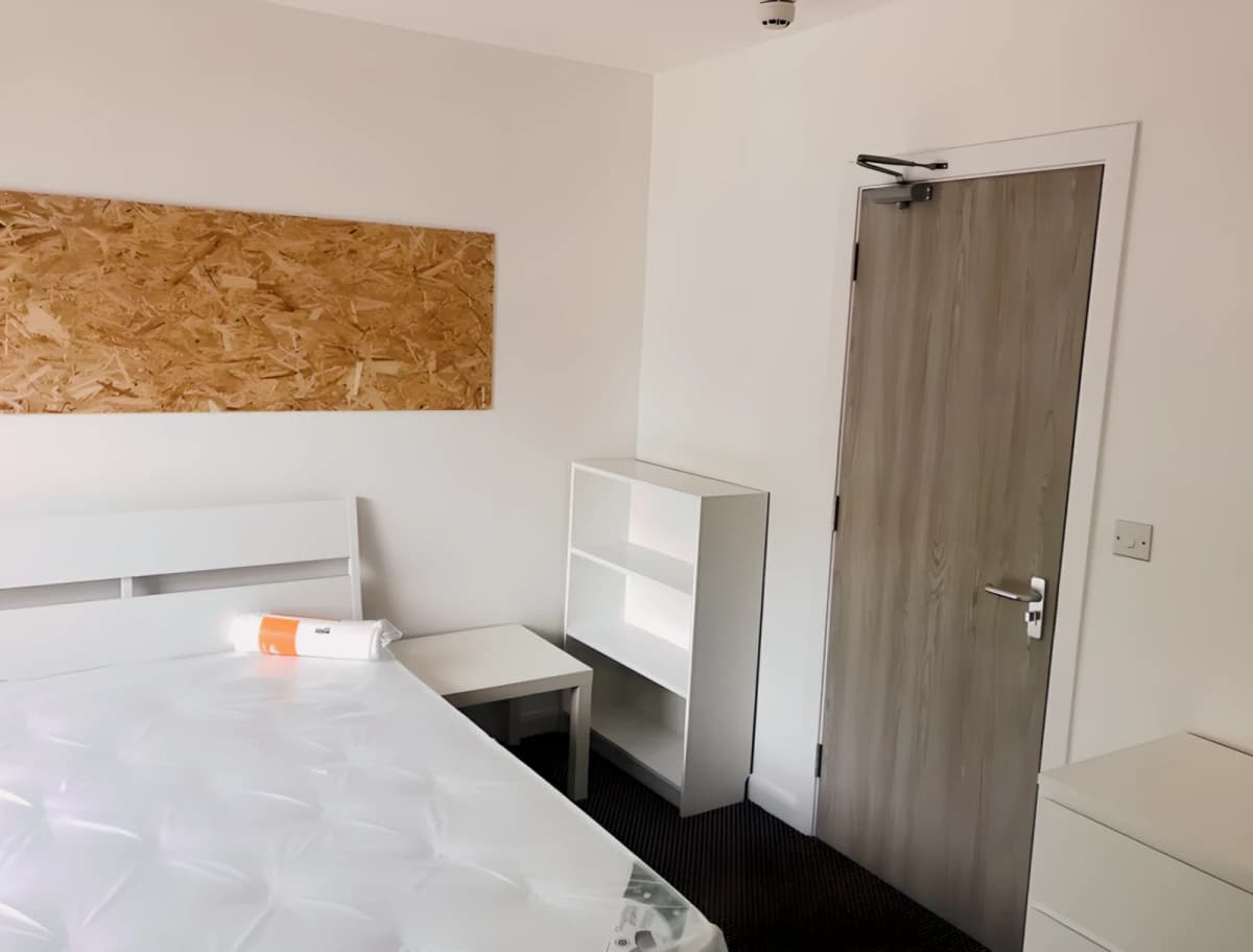 2 Bed 2 Bath