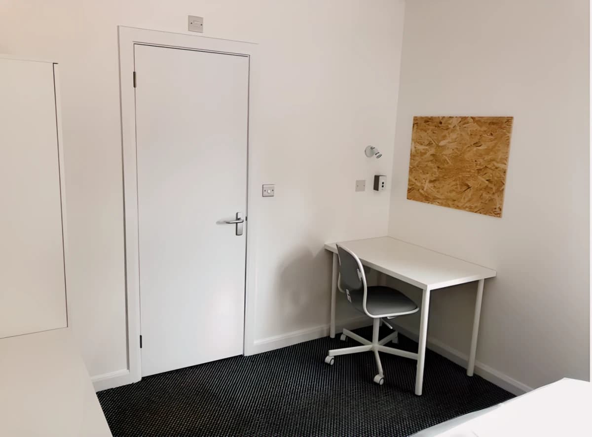 2 Bed 2 Bath