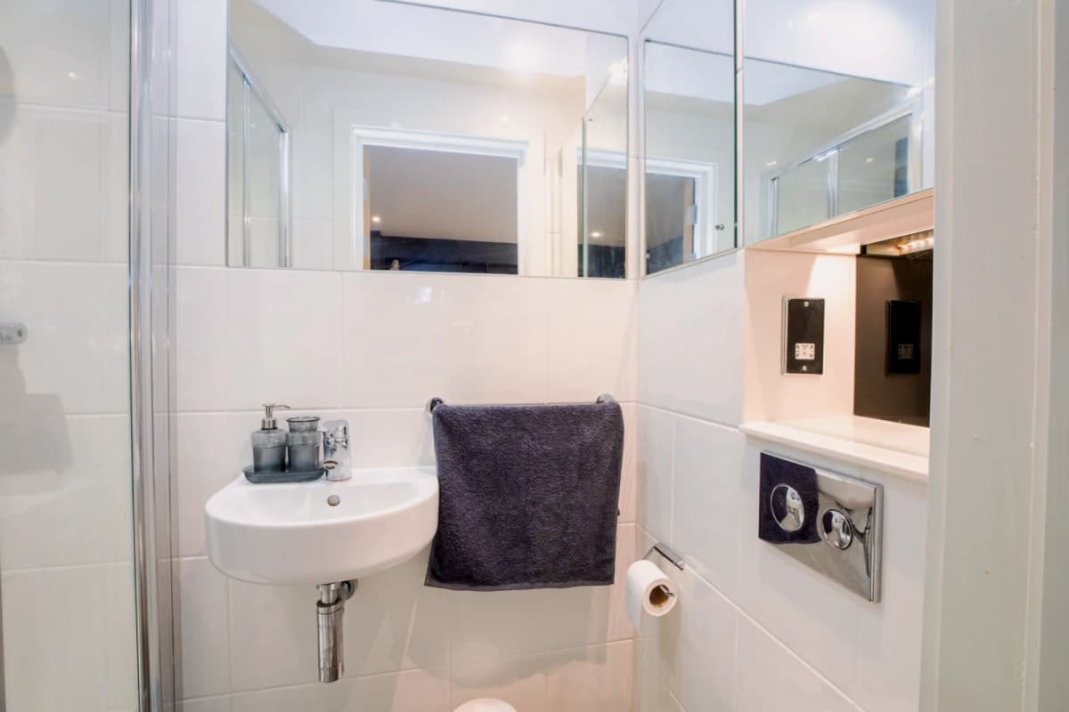 Plummer House image 5