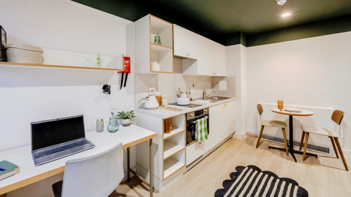 Platinum Accessible Studio