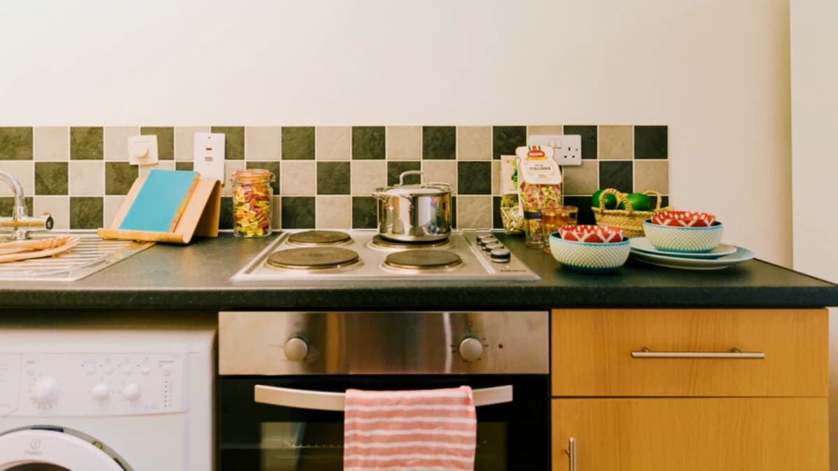 Pavilion Court image