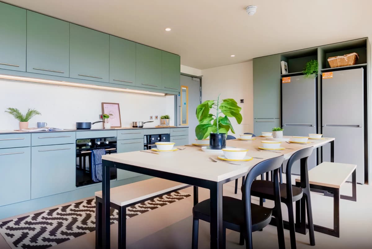 iQ Haywood House image