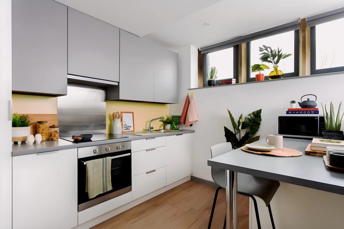 St Vincents Place image