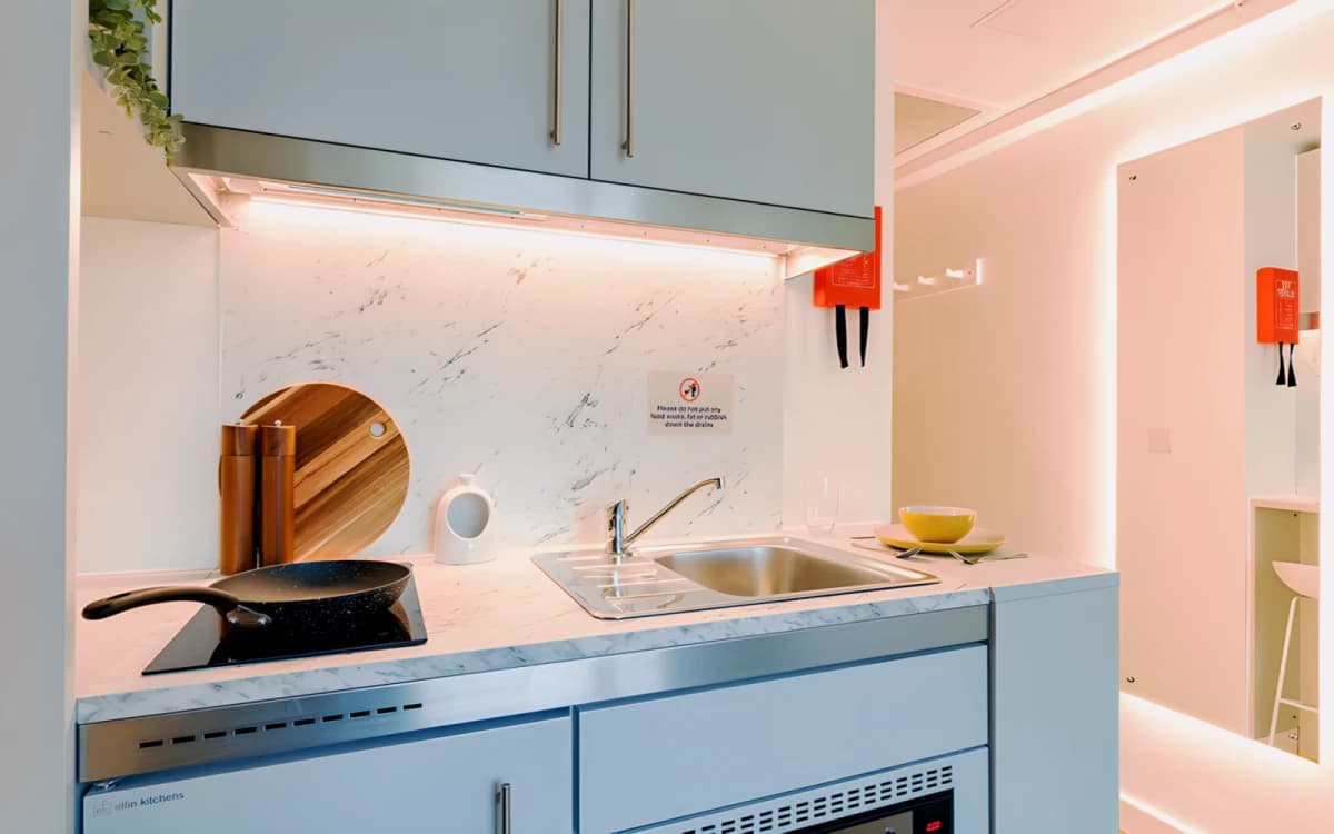 Lit Paddington Citi View image