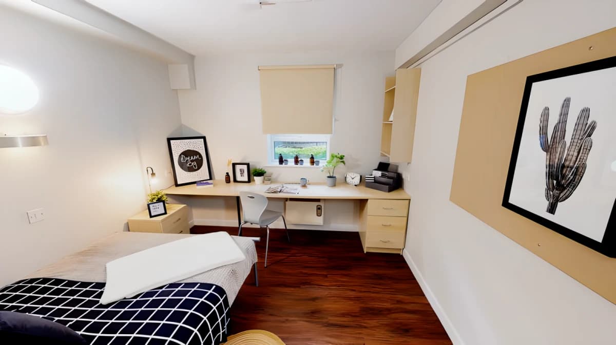 iQ Arkwright House image