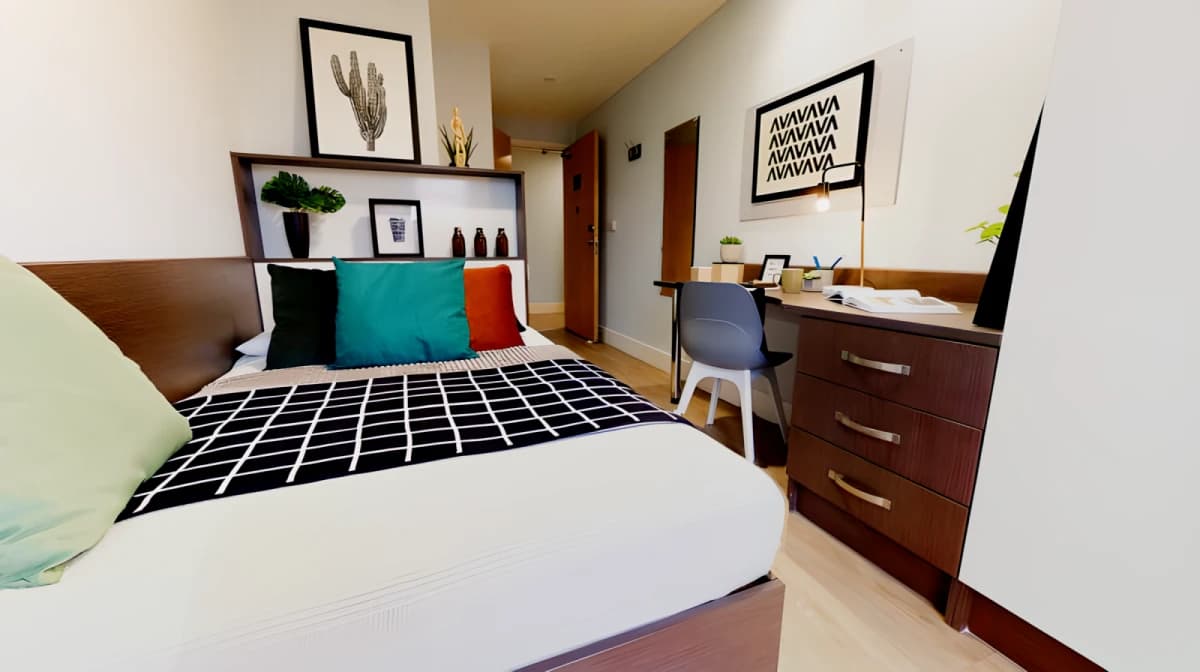 iQ Penworks House image