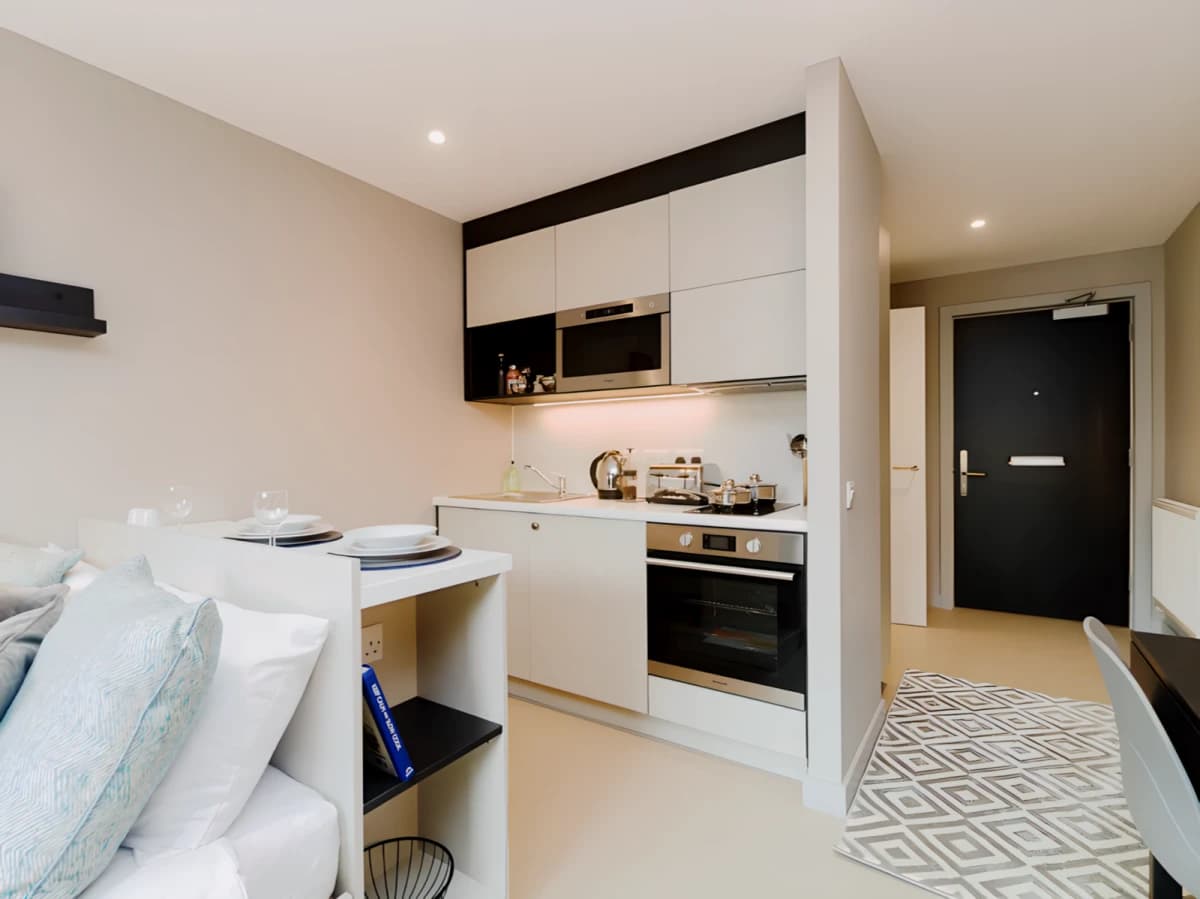Potterrow image