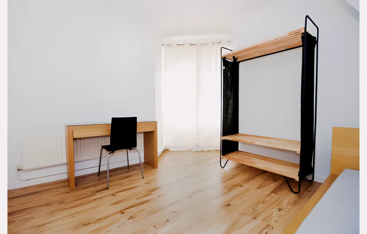 UM-65 Alverstone House image 3