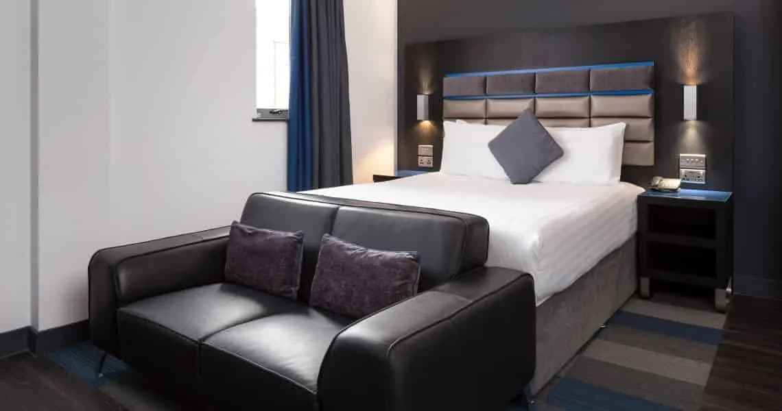 Smart Studio Apartment - Bedroom
