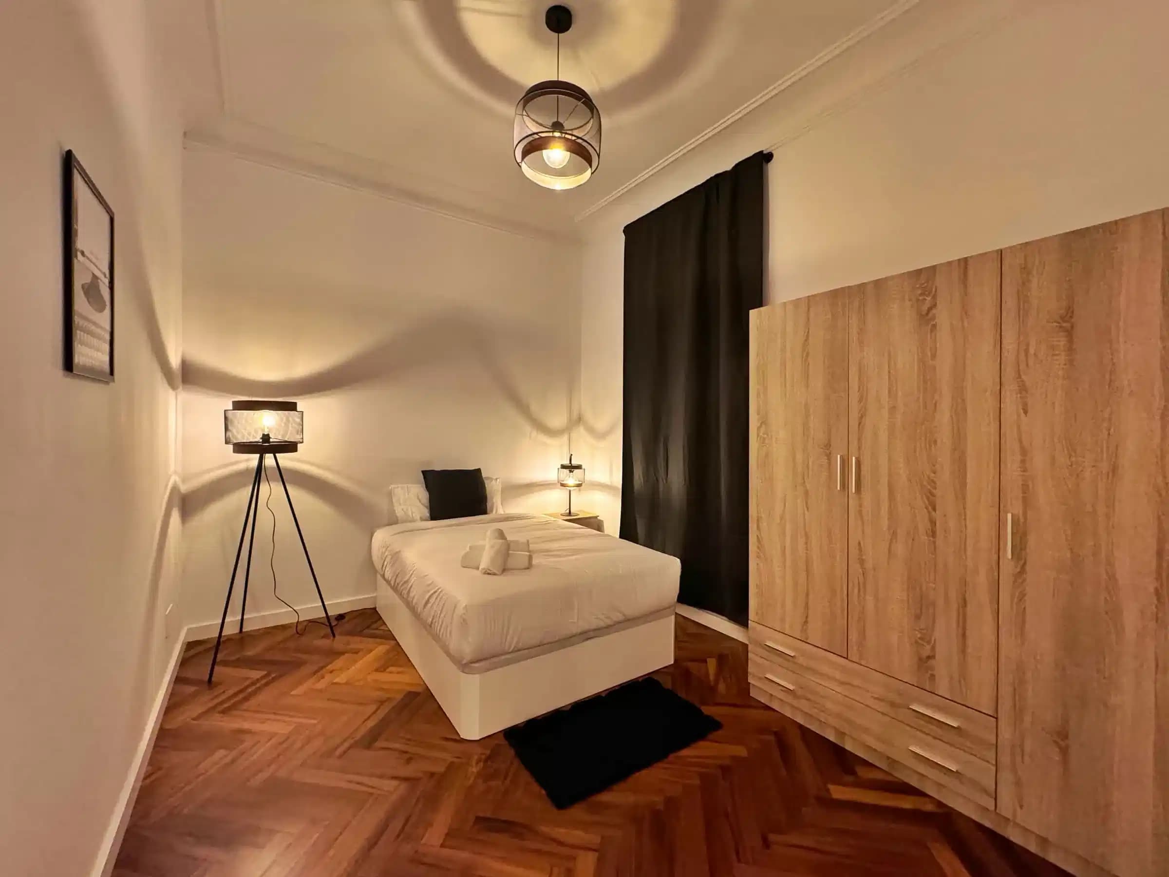 #175409: Room in 1 Bedroom 1 Bathroom (Carrer de Pau Claris) - Bedroom