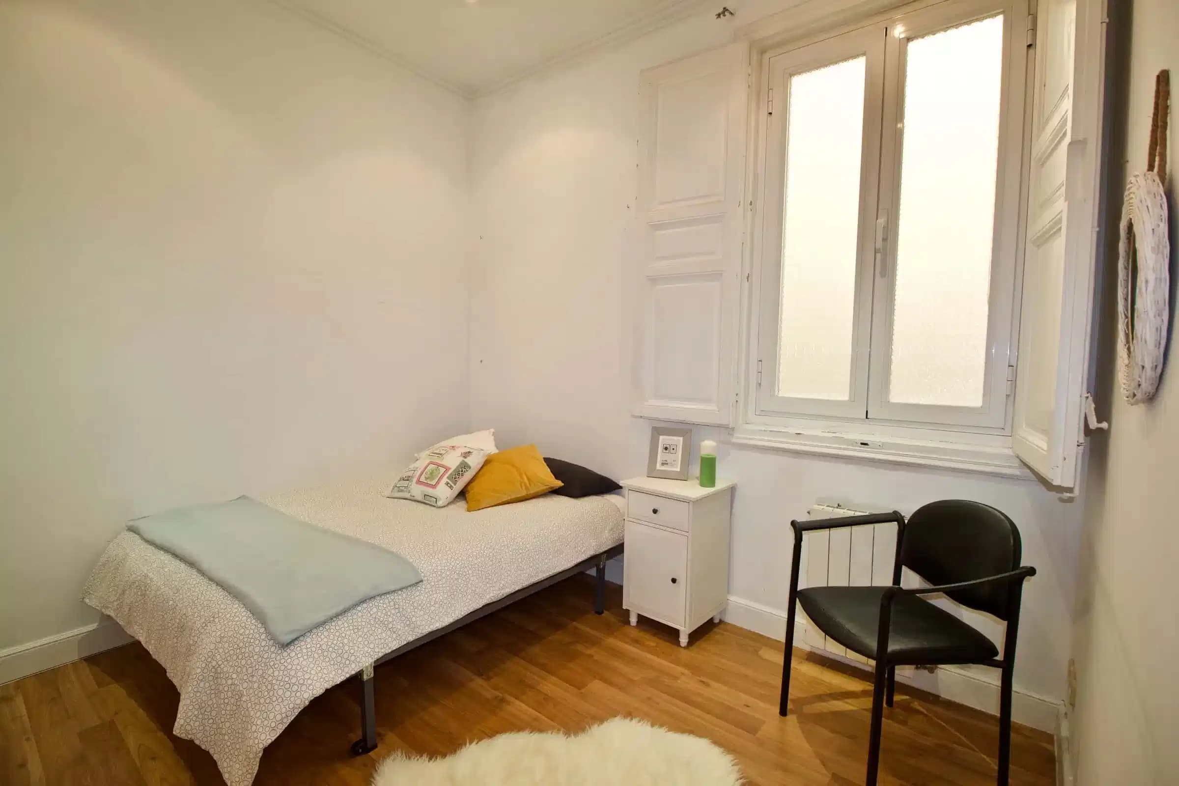 #173510: 4 Bedroom 1 Bathroom (Calle Del Duque De Rivas) - Bedroom