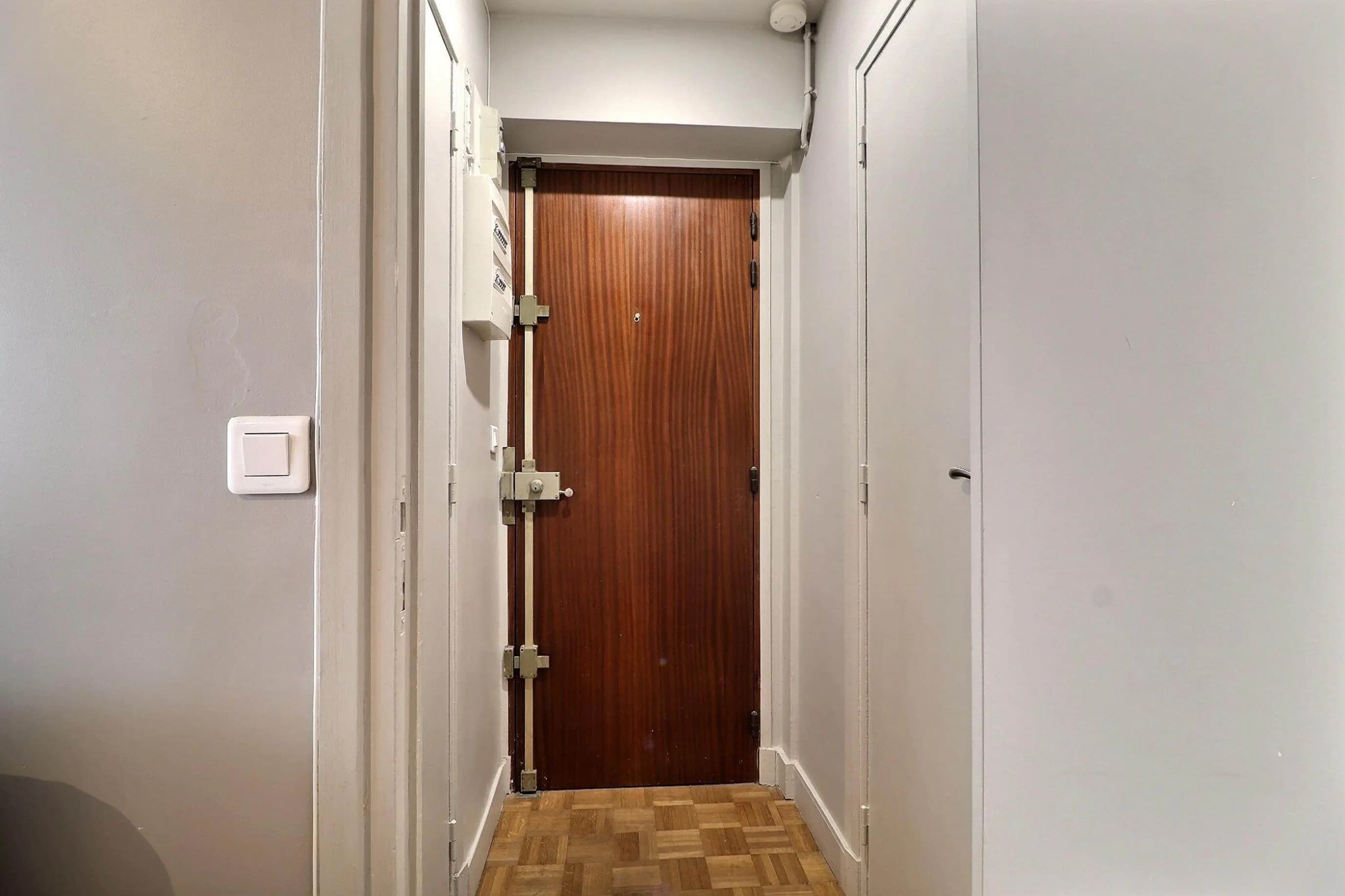 studio near Rue Marcel Dassault
