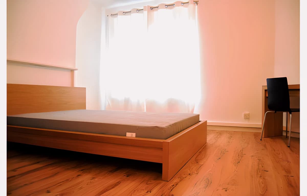UM-65 Alverstone House image 4