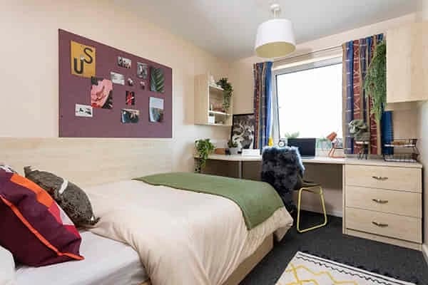 Classic Ensuite - Bedroom