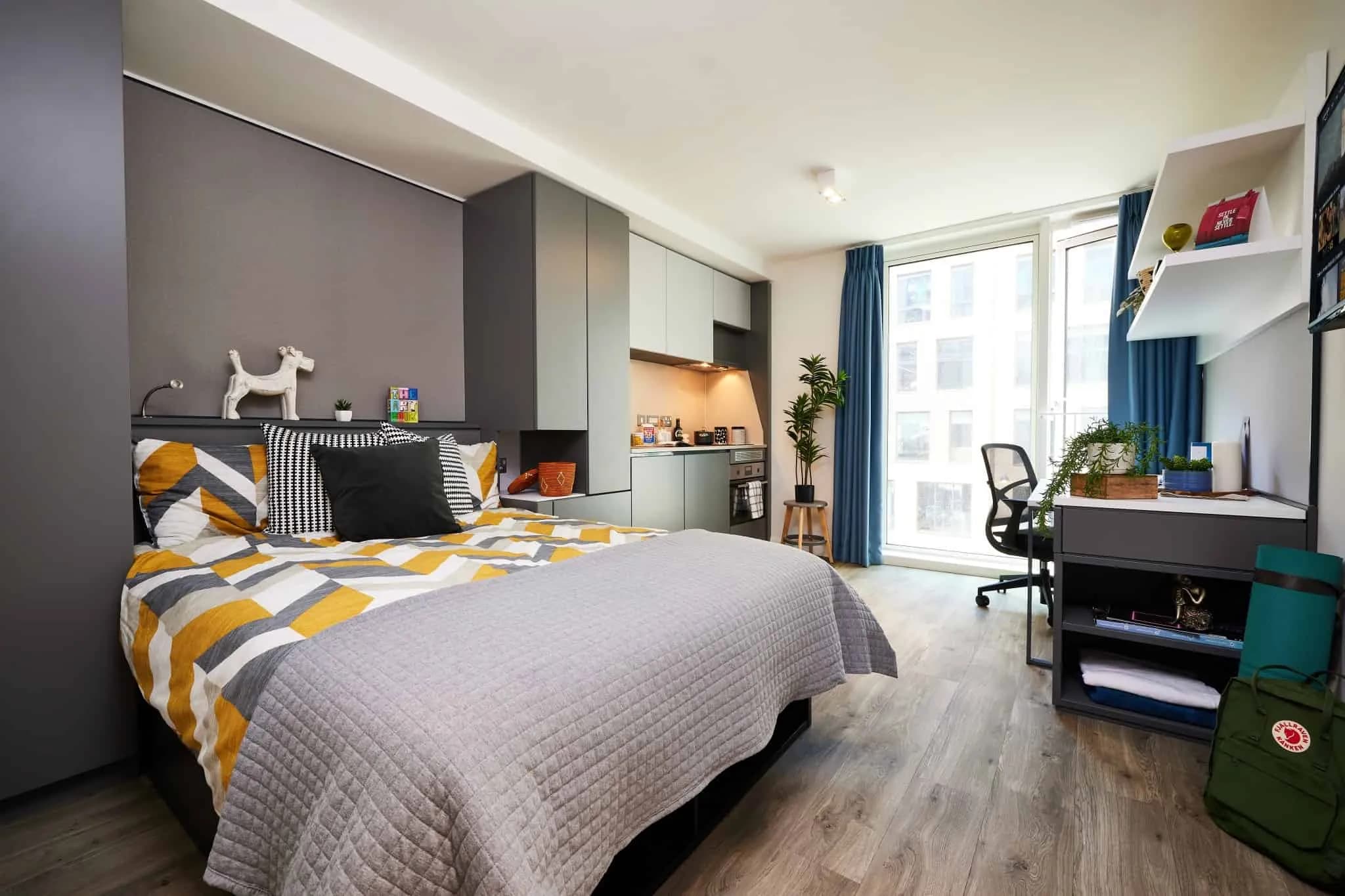 Premium - Bedroom