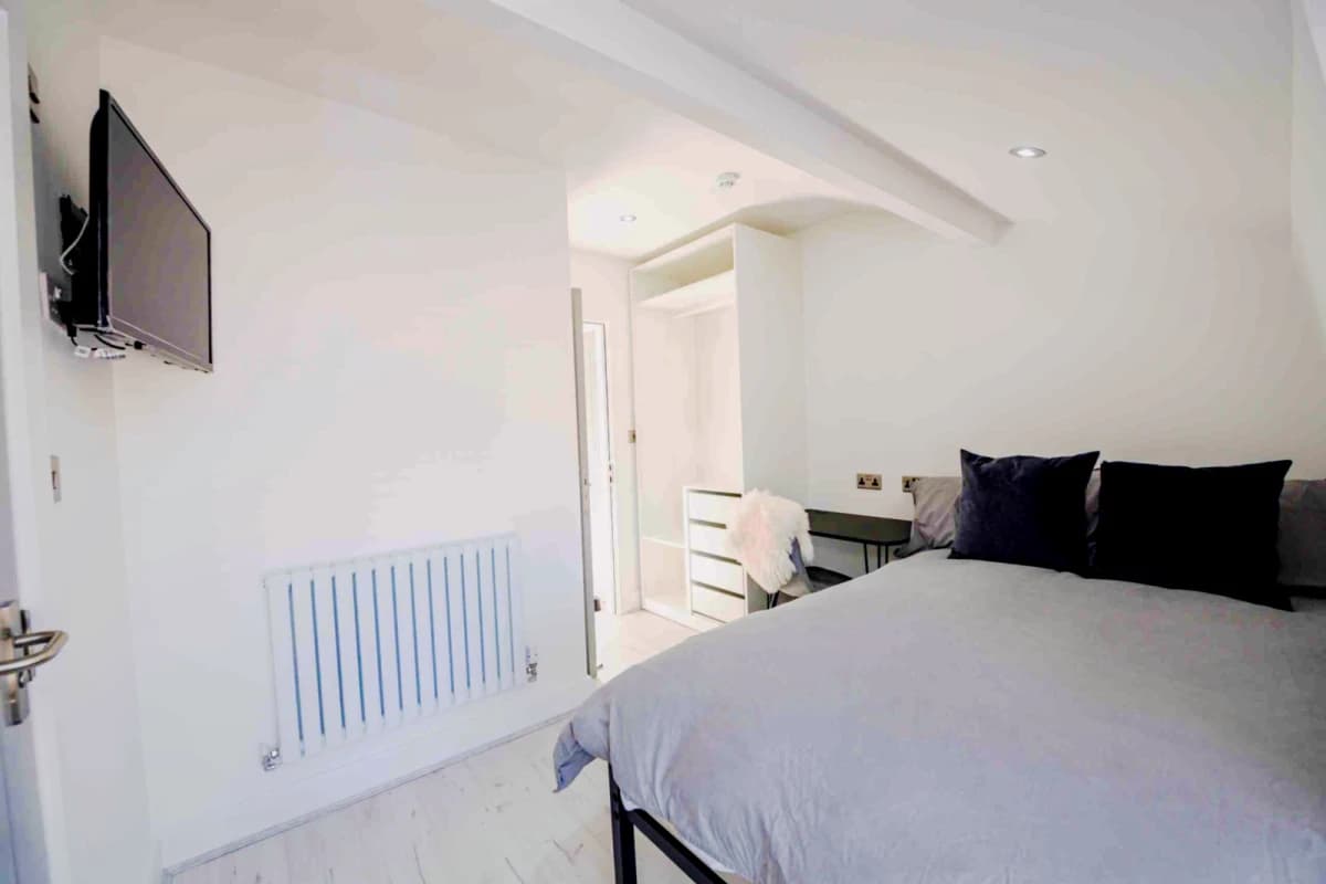 96 Blantyre Road, L15 image