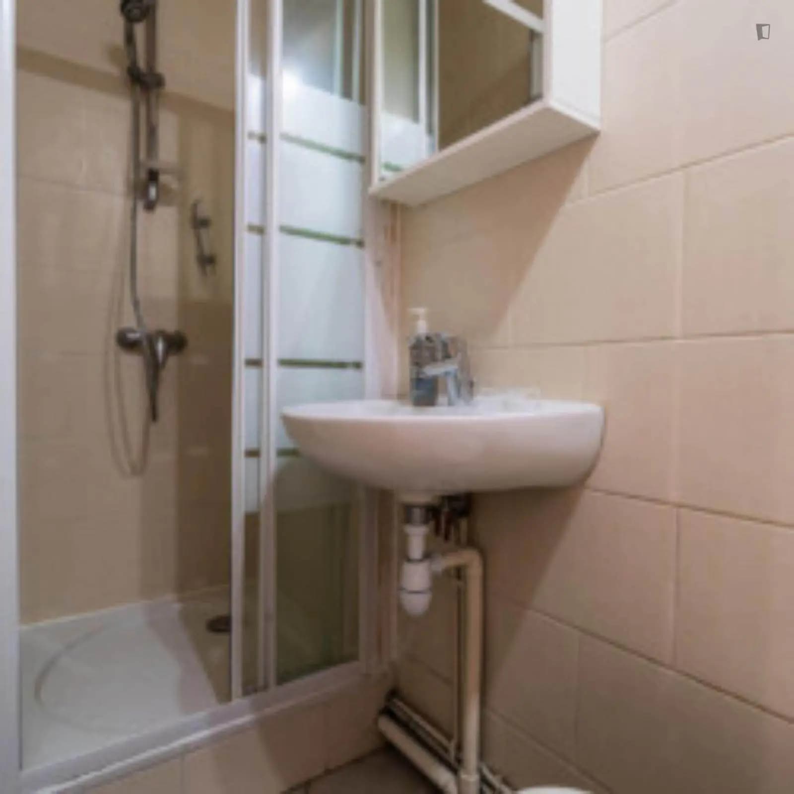 Very nice 1-bedroom apartment in Montmartre