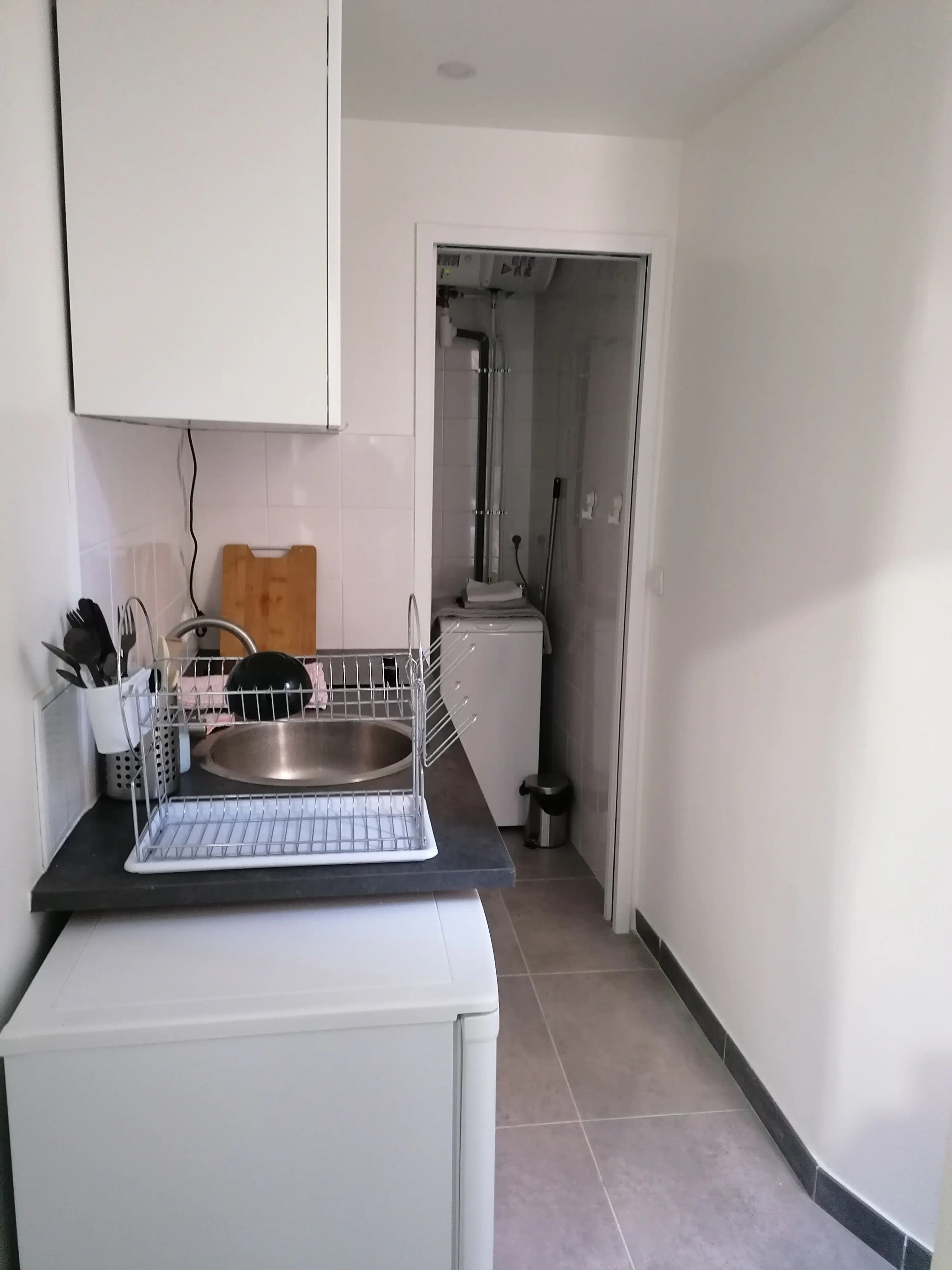 PARIS 10e·17.5m²·F1·Studio·With furniture