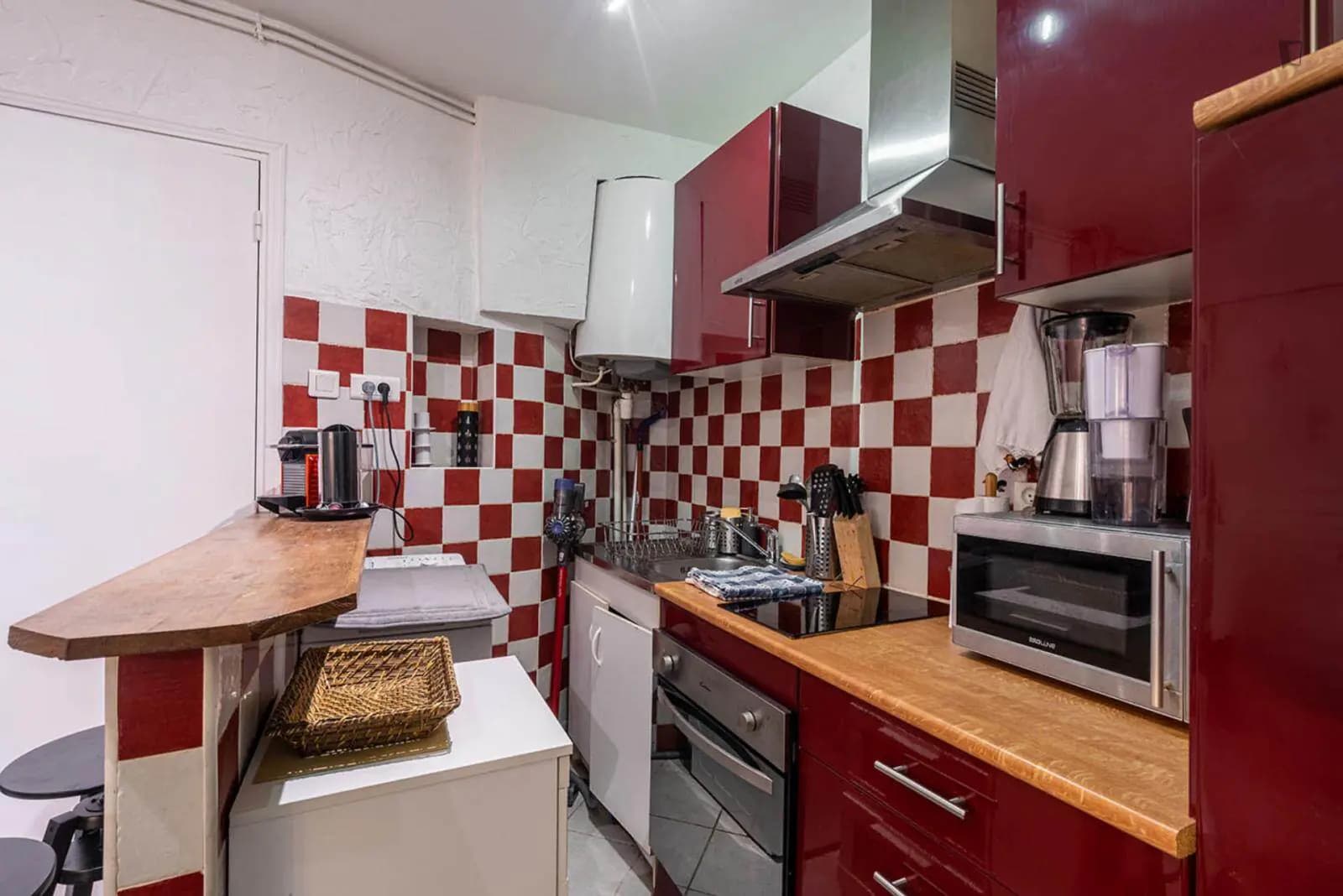 Very nice 1-bedroom apartment in Montmartre