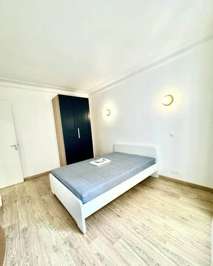 PARIS 19e·25m²·F1·Studio·With furniture