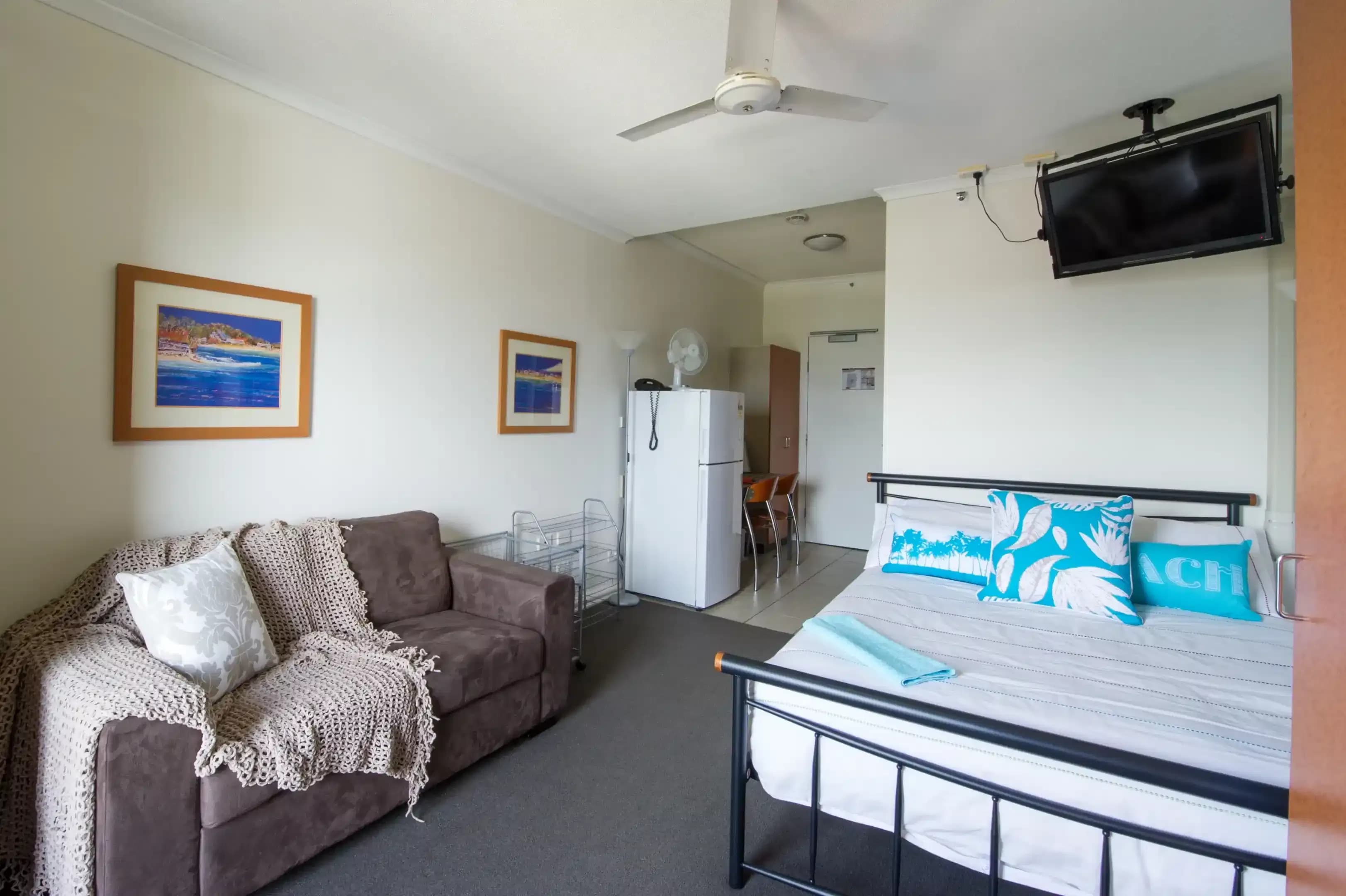 Essential Studio - Bedroom