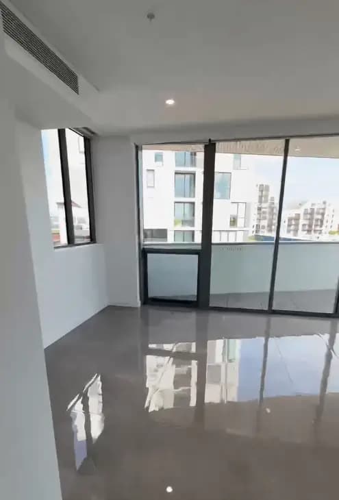 33 George Julius Ave