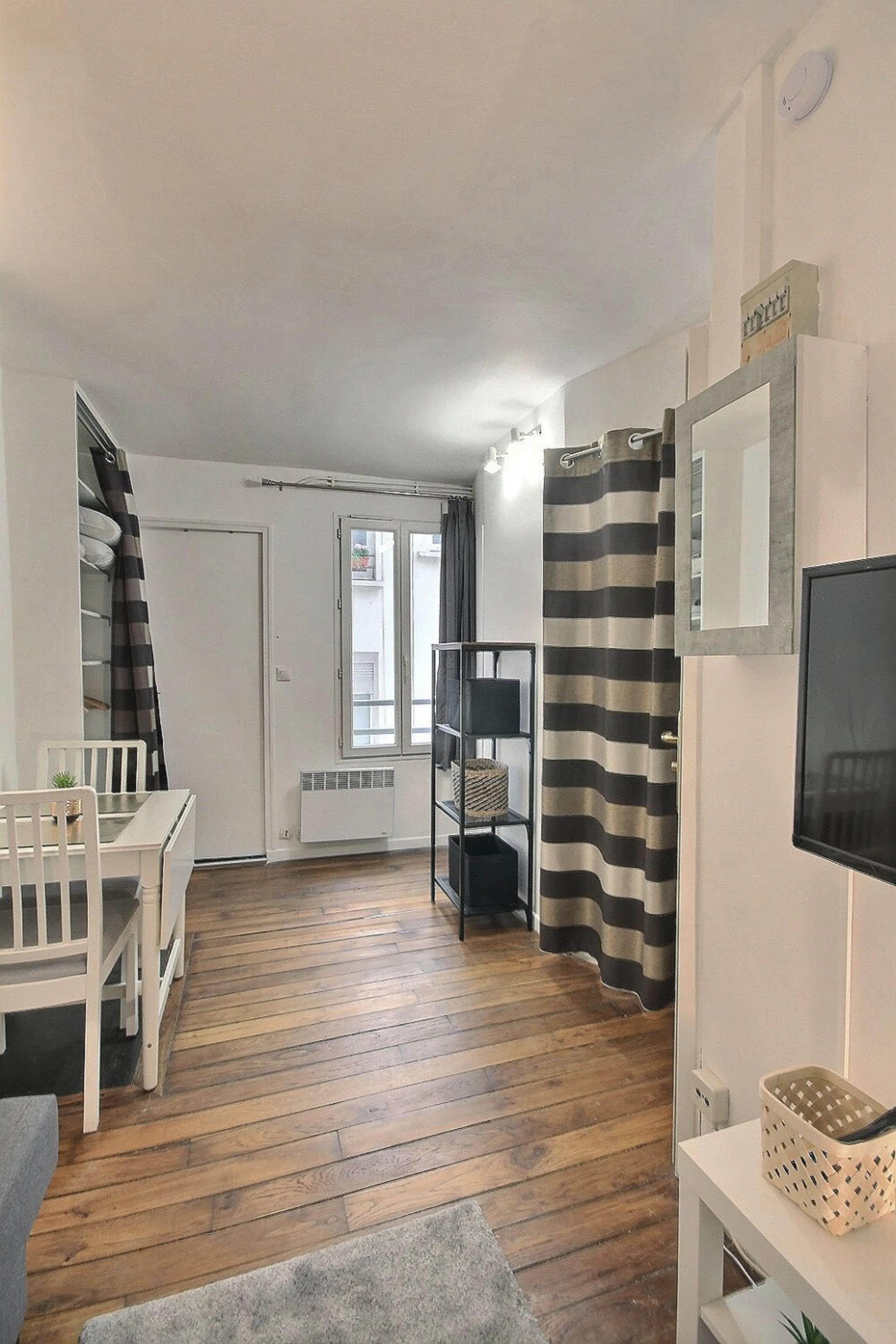 studio in 18th arrondissement   Montmartre Pigalle