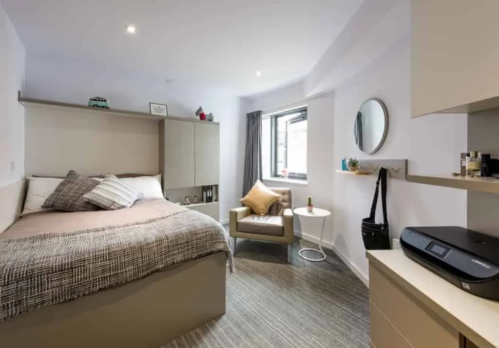 Bedroom
