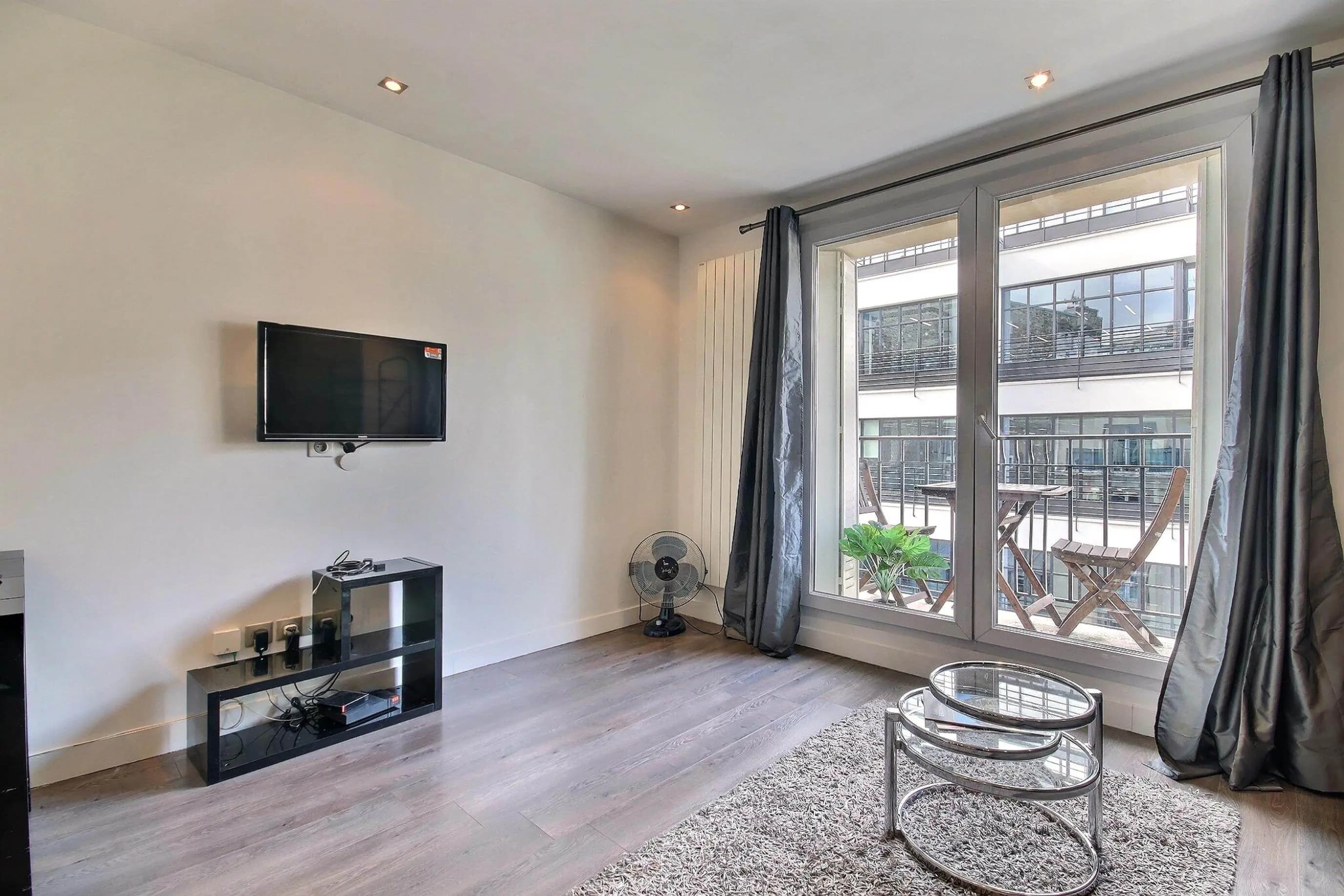 studio in 17th arrondissement