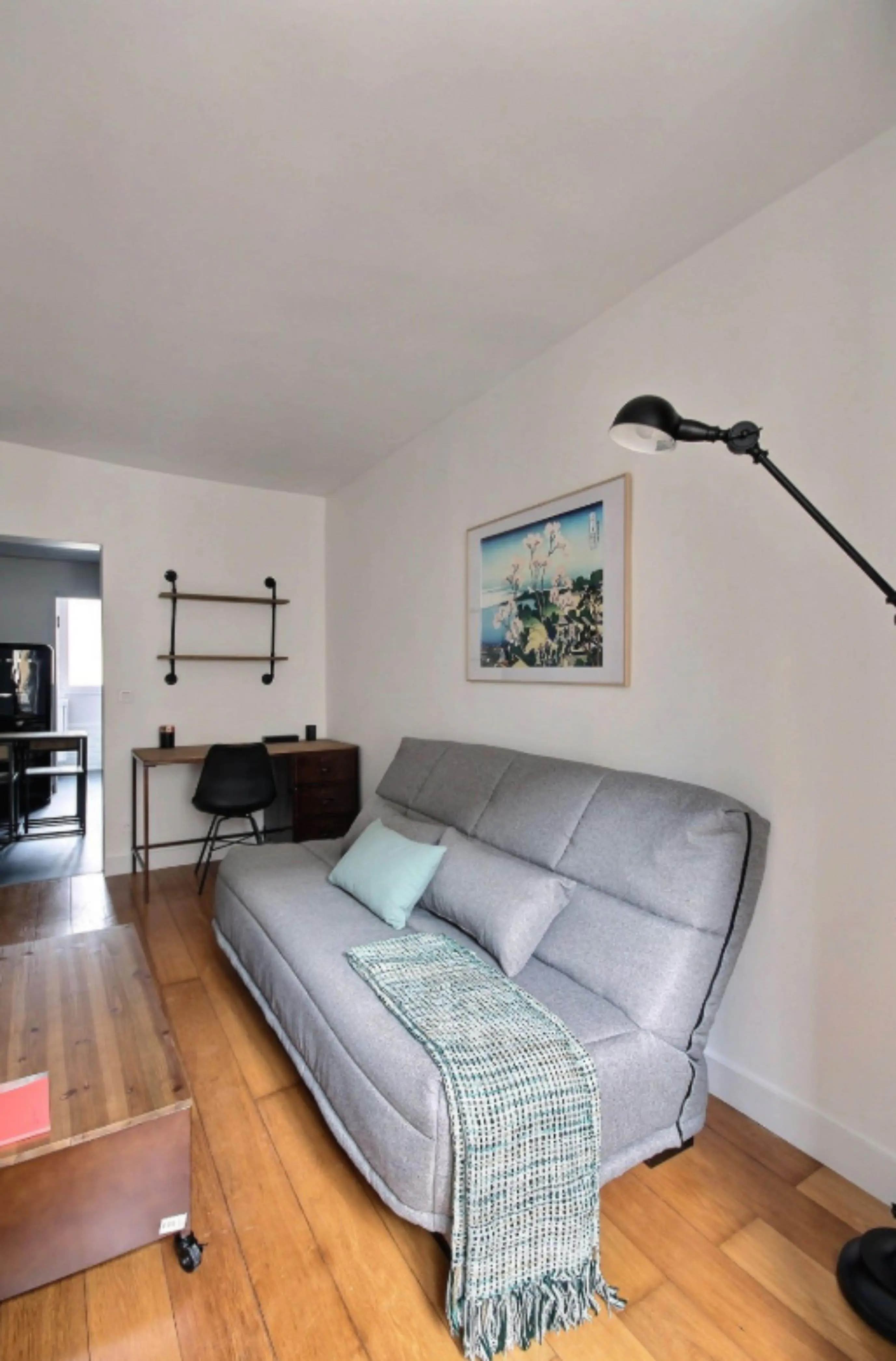 studio in 5e   Pantheon   Latin Quarter