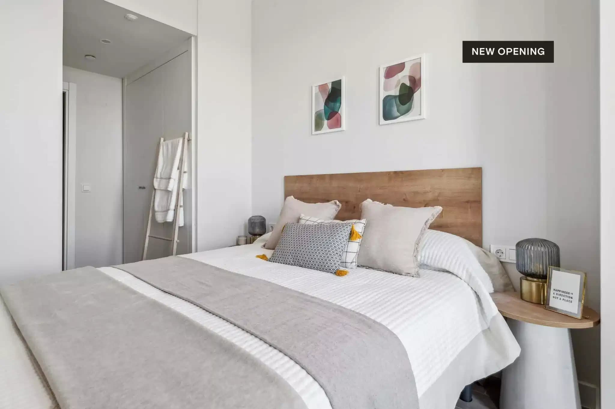 #172428: Room in 2 Bedrooms 1 Bathroom (Calle De José Antonio Rebolledo Y Palma) - Bedroom