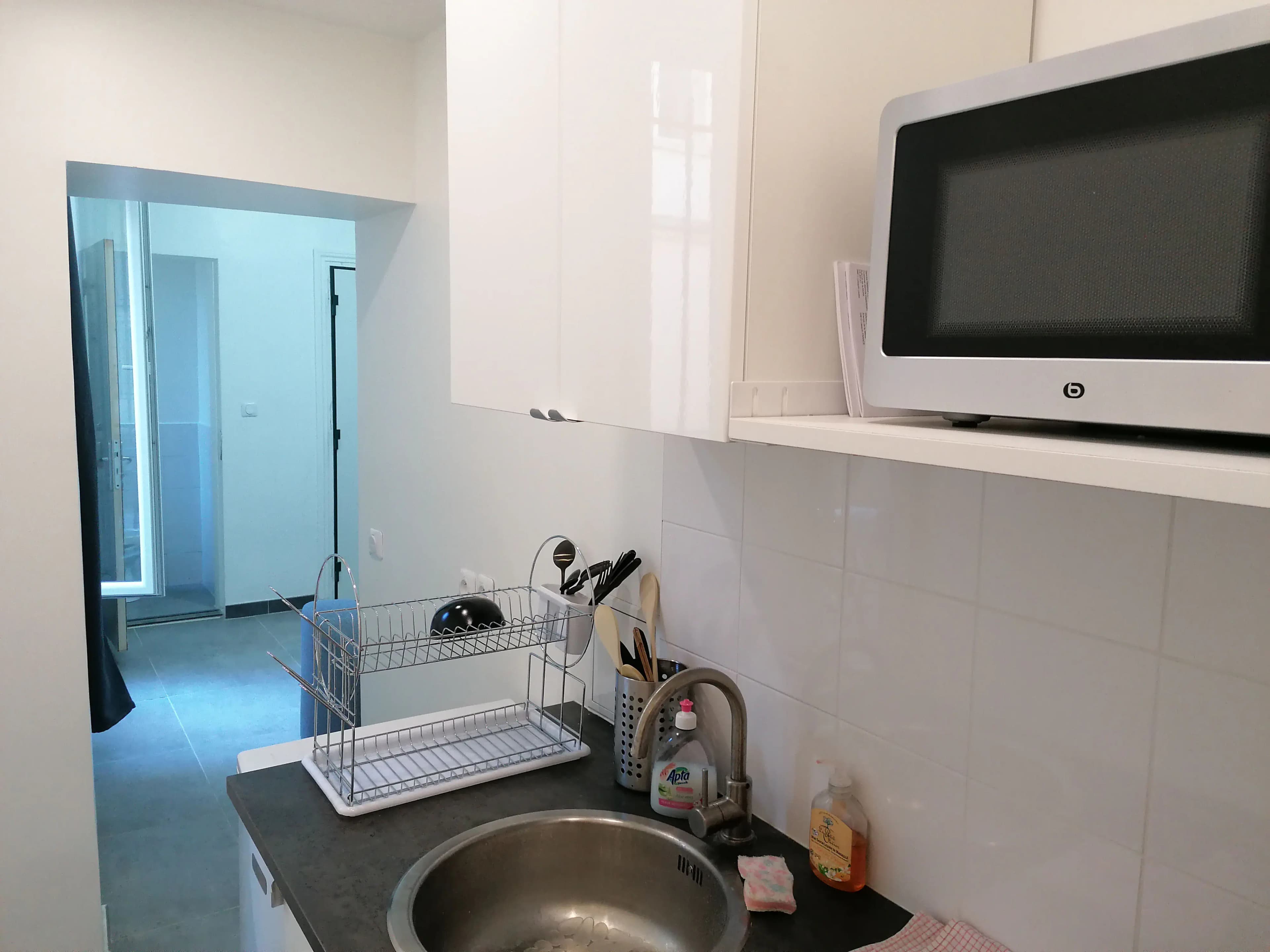 PARIS 10e·17.5m²·F1·Studio·With furniture