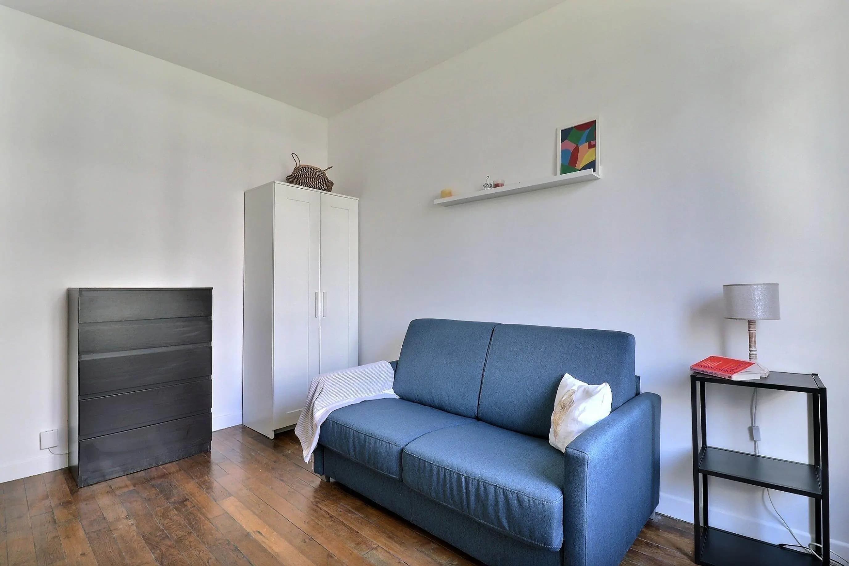 studio near Rue Yves Kermen