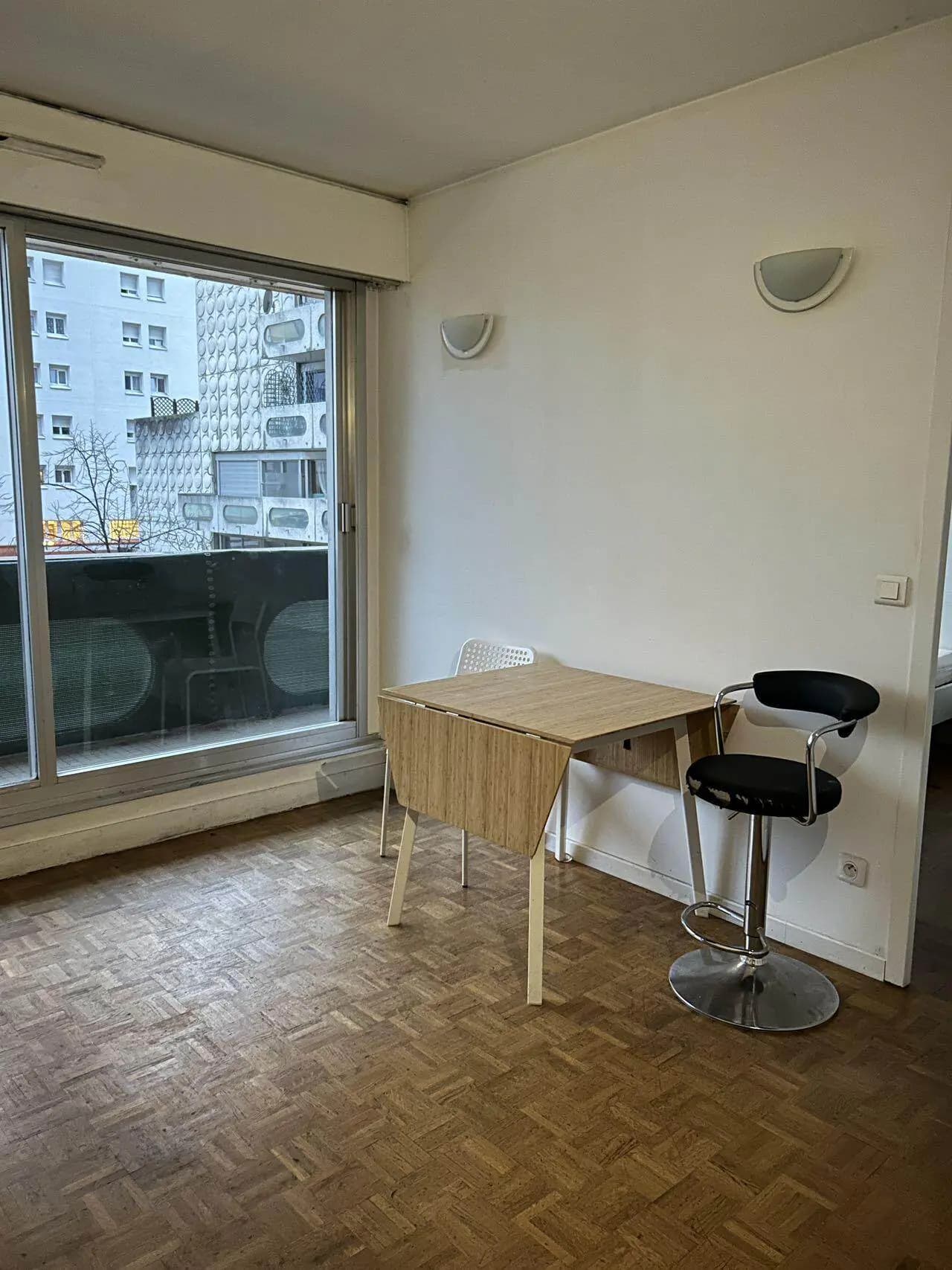 Courbevoie 92e·48m²·F3·Appartement·With furniture