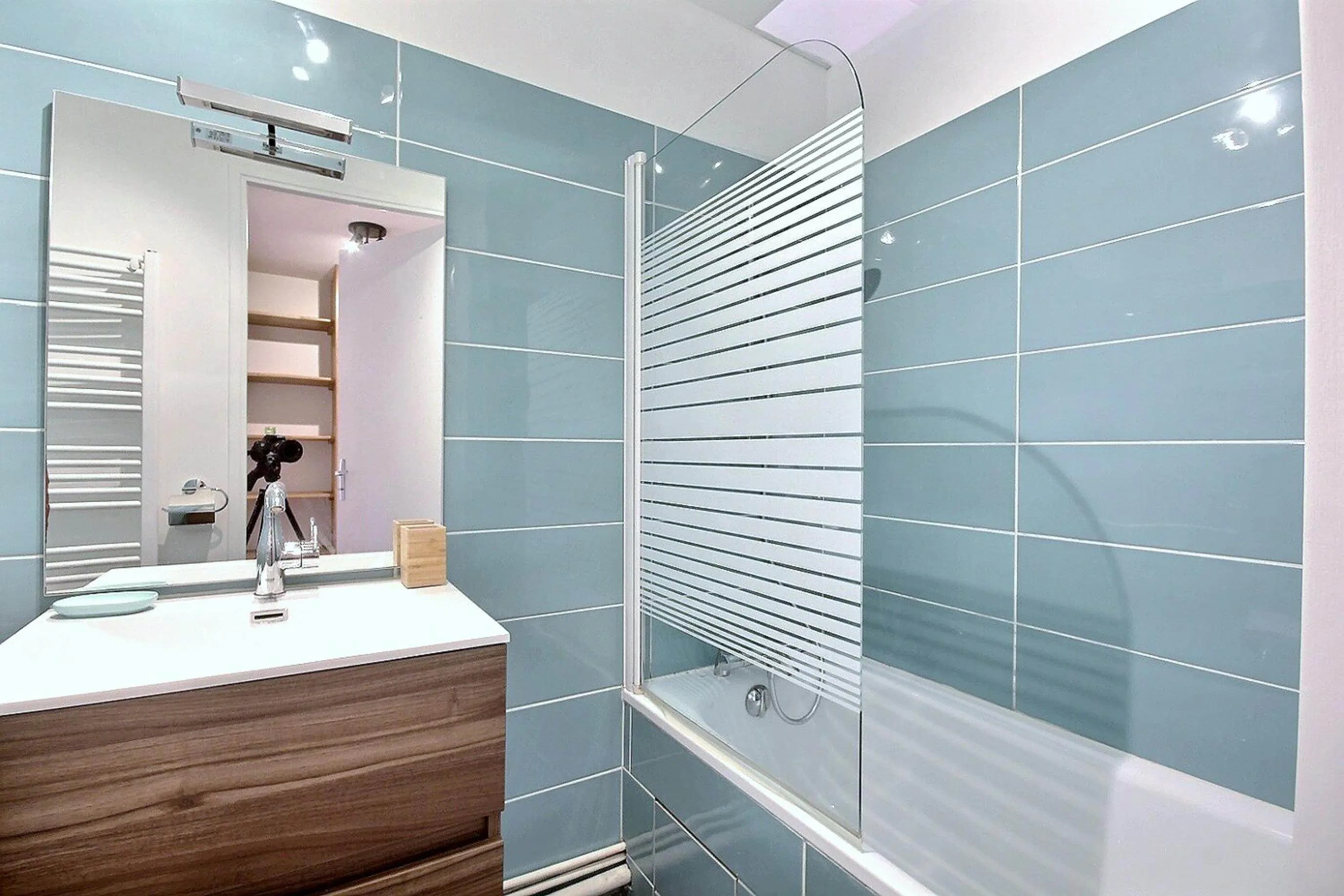 studio in 5e   Pantheon   Latin Quarter