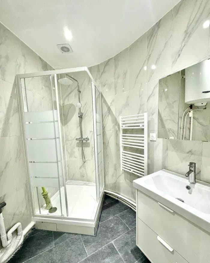 PARIS 19e·25m²·F1·Studio·With furniture