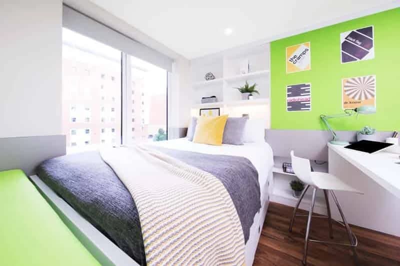 Premium Range 1 One Bedroom Flat - Bedroom